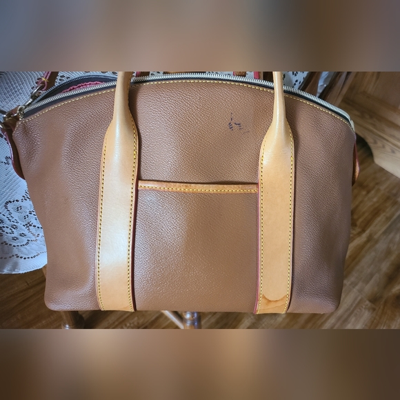 Handbag - Picture 2 of 3